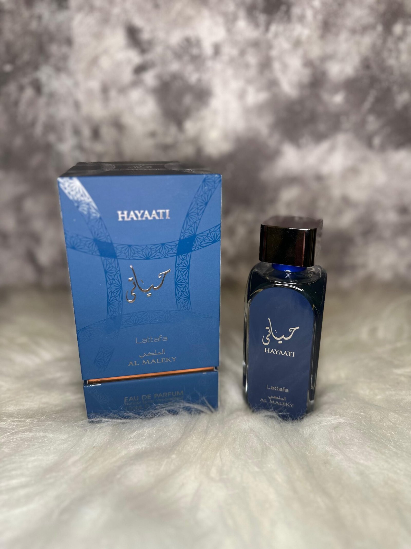 Hayaati Al Maleky Lattafa Perfumes Compartilhável – Eau de Parfum – 100ml