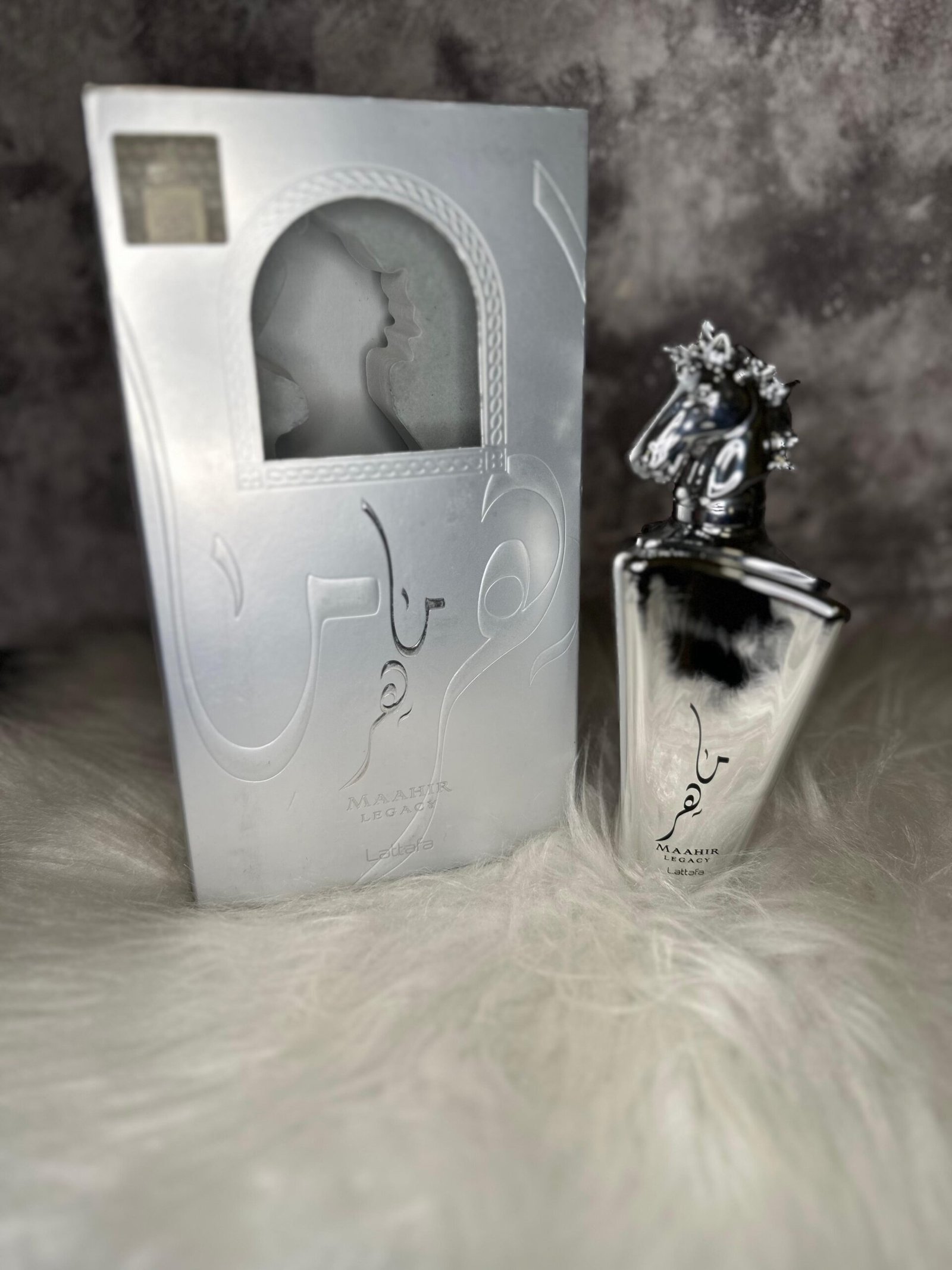 Maahir Legacy Lattafa Masculino – Eau de Parfum – 100ml
