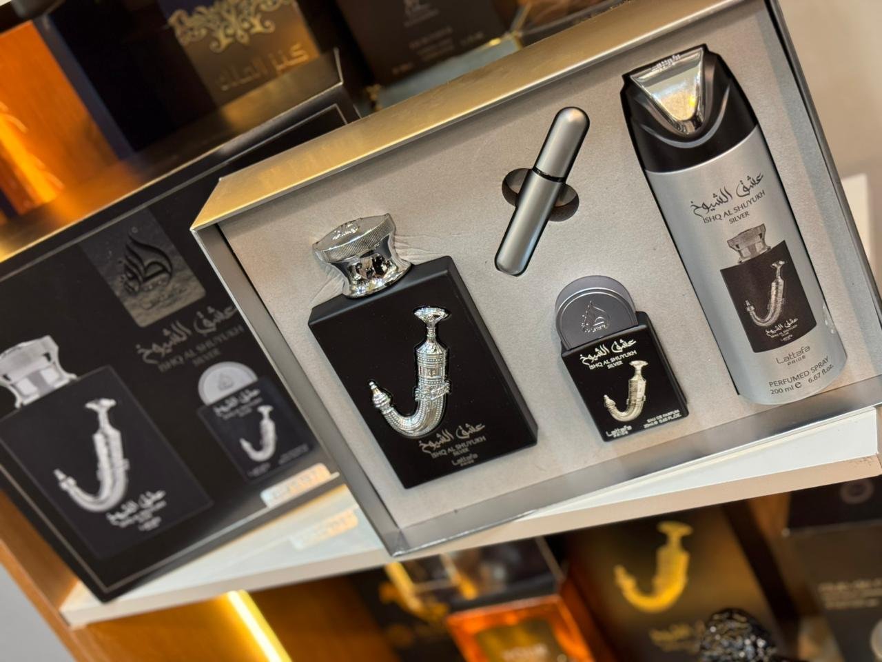 KIT Ishq Al Shuyukh Silver LATTAFA PRIDE