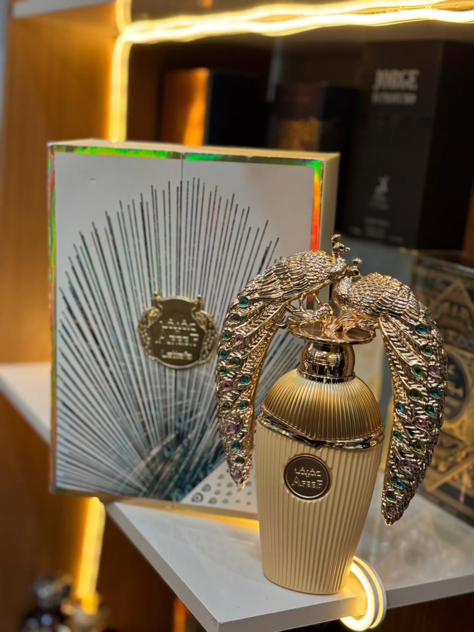 Afeef Lattafa Eau de Parfum Compartilhável – 100ml