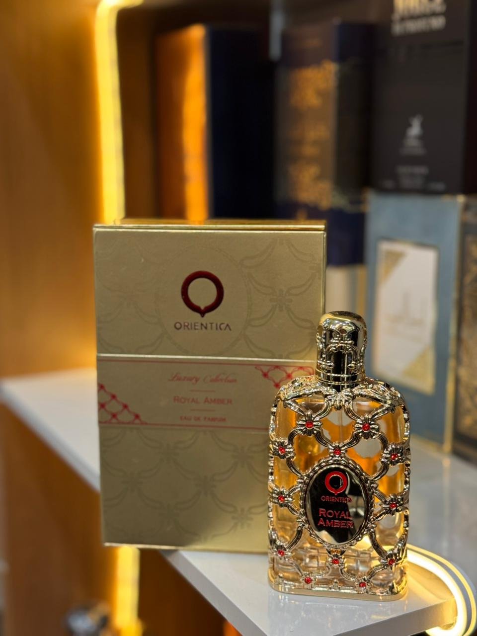 Orientica Royal Amber Eau de Parfum – Compartilhável – 80ml
