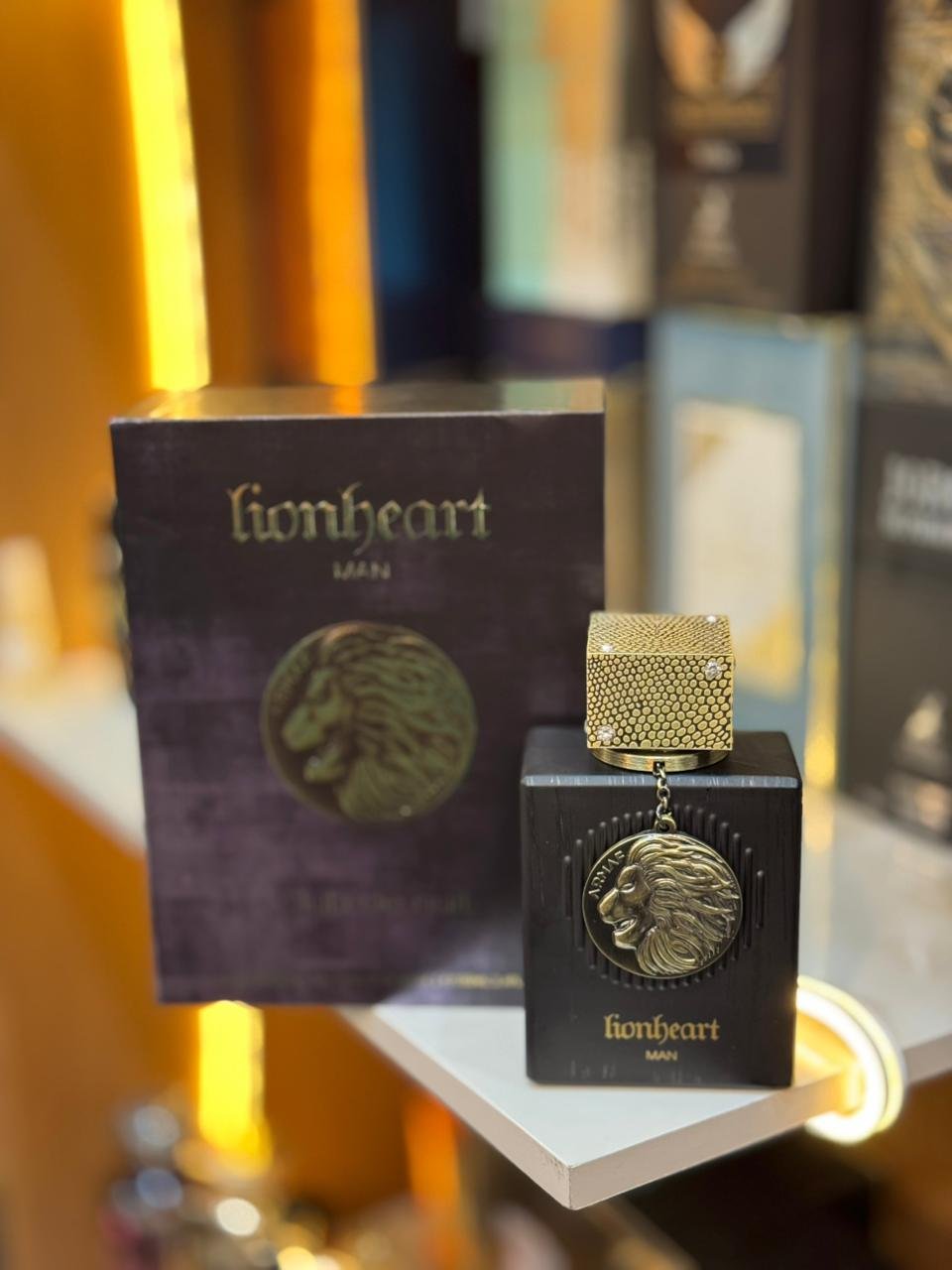 Club De Nuit Lionheart Man Armaf Eau de Parfum Masculino – 105ml